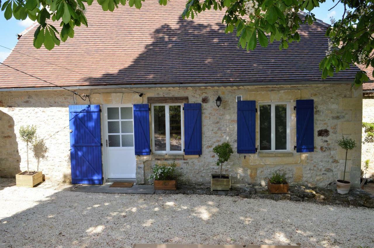 Aux Volets Bleus Chez & Sylvie Holiday home