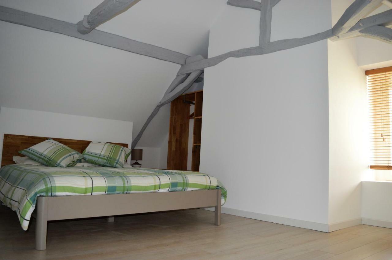 Aux Volets Bleus Chez & Sylvie Holiday home